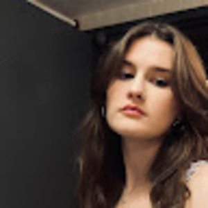 Meet your Posher, Eva